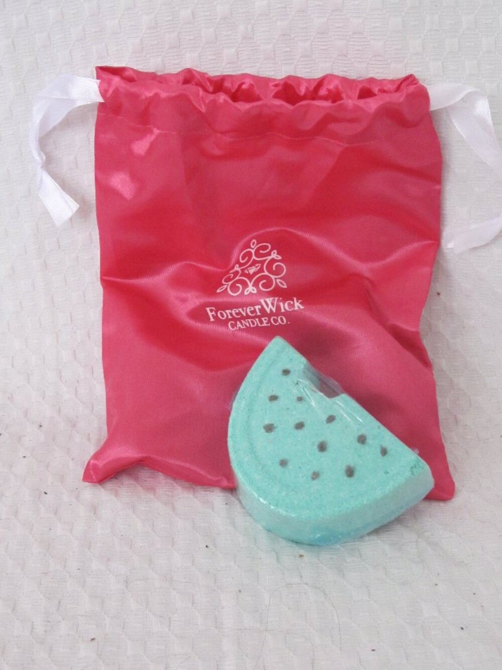 ForeverWick Bath Bomb with Diamond